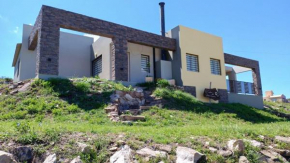 Hermosa Casa con cochera - Villa Giardino